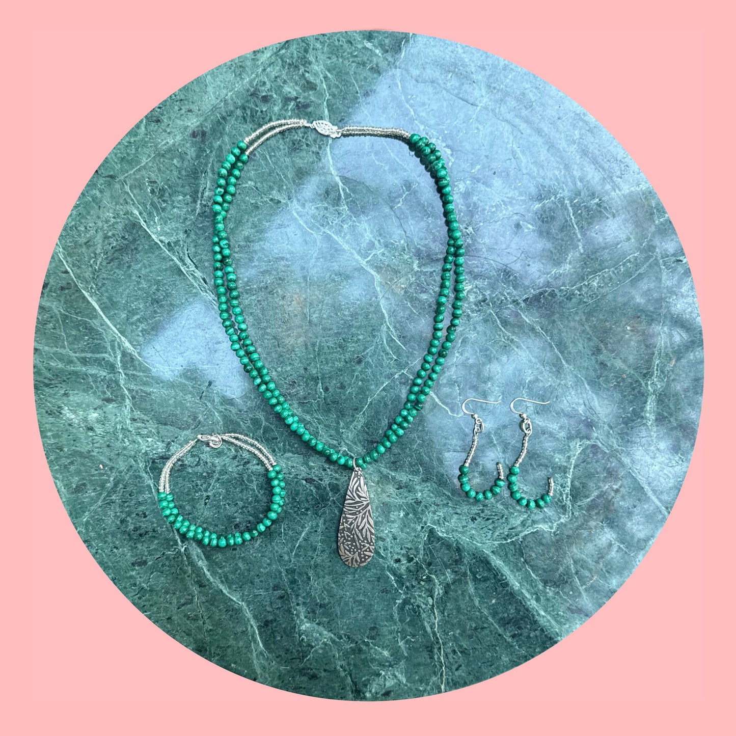 ‘The Streamline’ Set